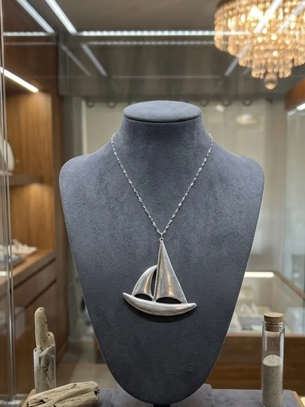 CC Boutique stylish sailboat